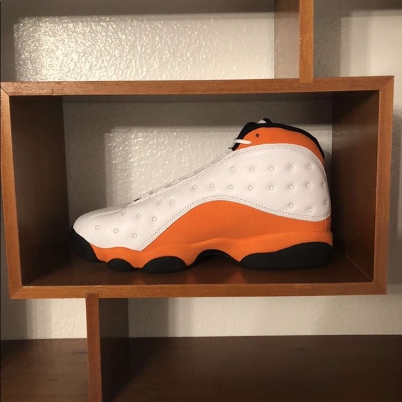 Jordan retro 13 “starfish”